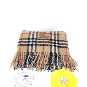 Burberry Checkered Scraf